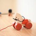 Load image into Gallery viewer, Comomg - Toby and Boco Pull Toy