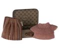 Load image into Gallery viewer, Maileg - Knitted Blouse and Skirt for Grandma Mouse in Suitcase ONLINE ONLY