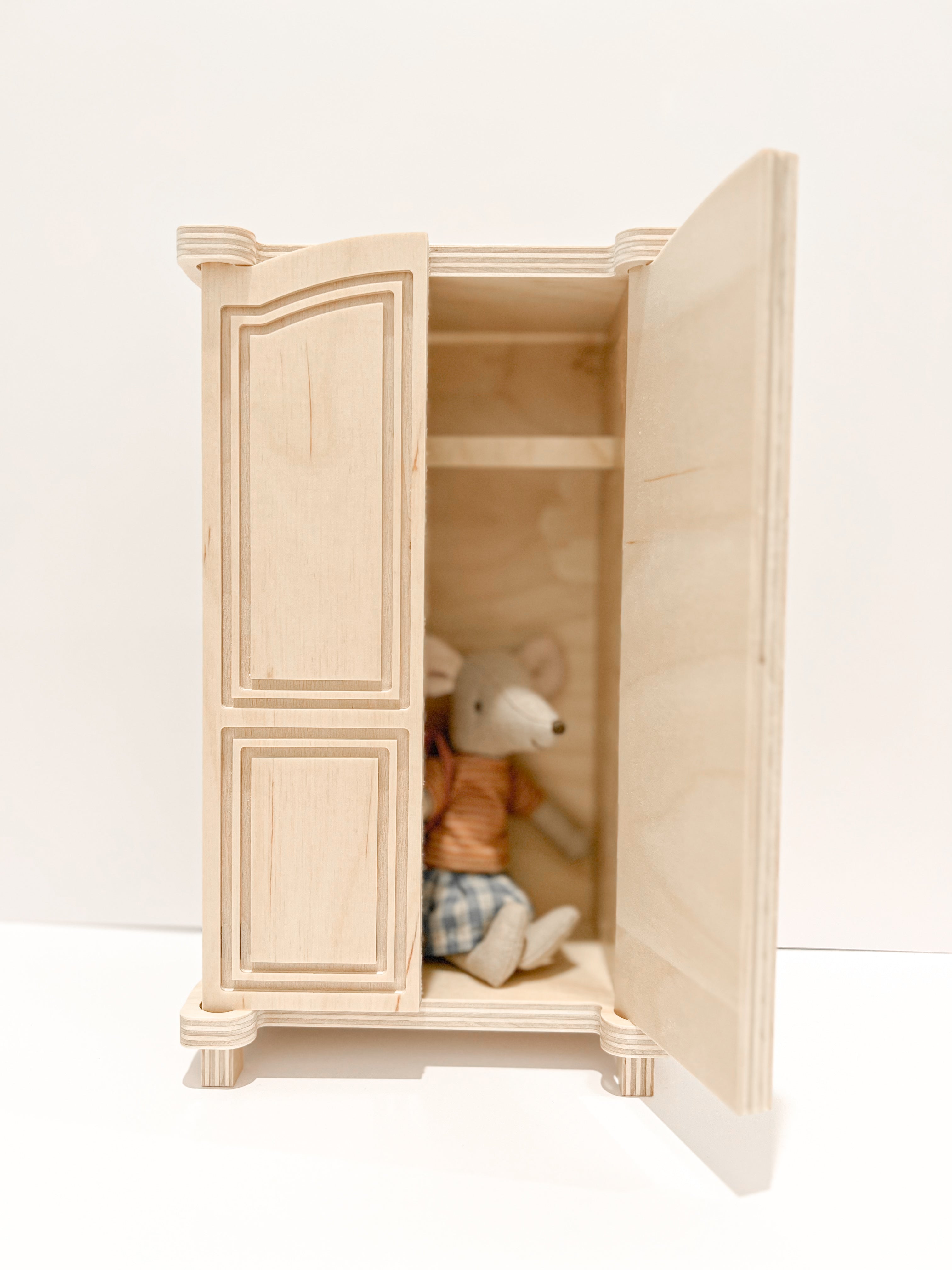 Trele Morele Design - Wardrobe