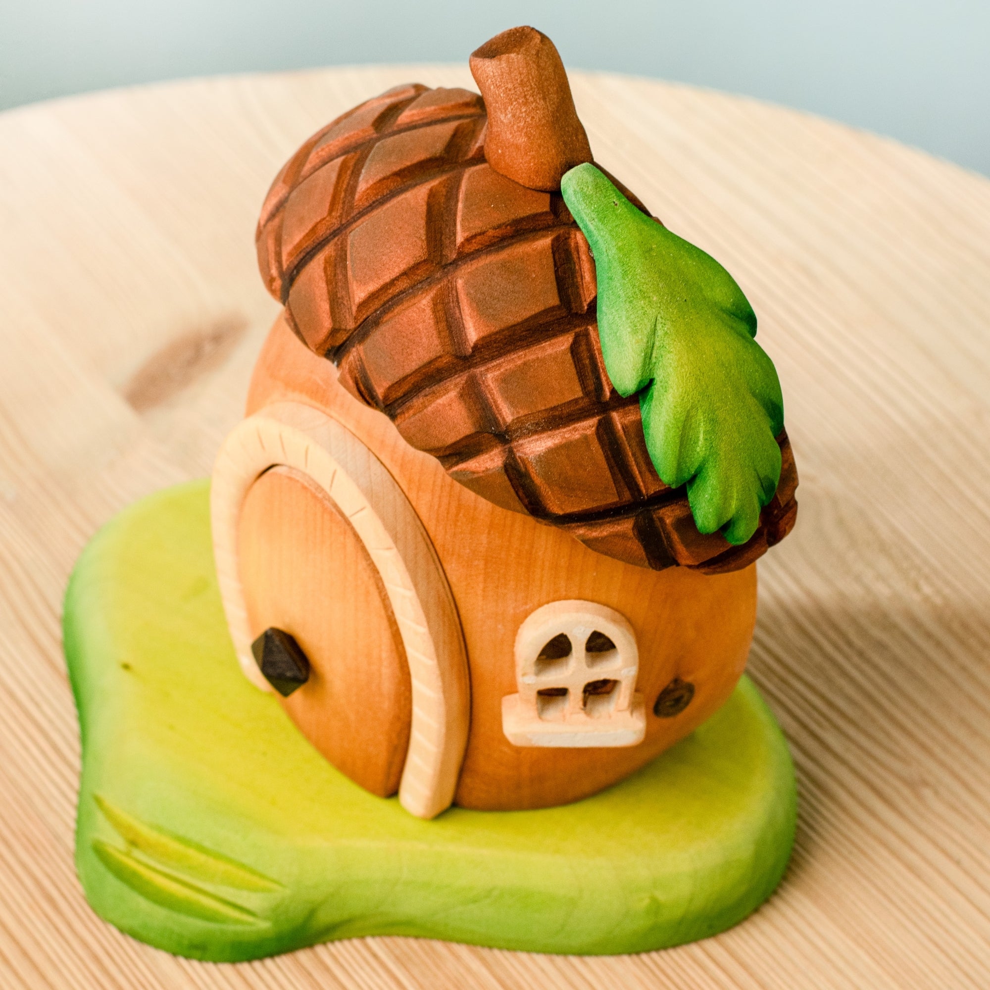 Bumbu Toys - Acorn House