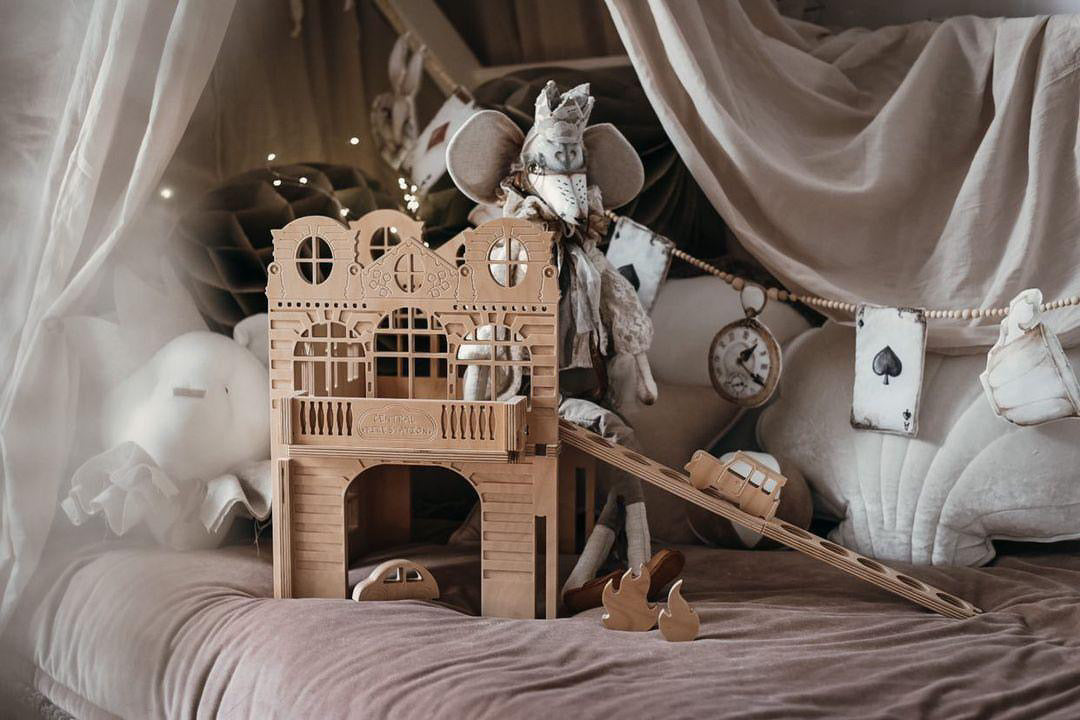 Trele Morele Design Fire Station House - Cheeky Junior