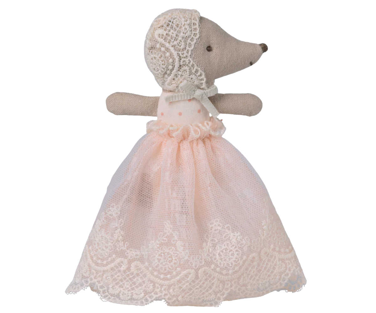 Maileg - Baby Mouse in Gown Powder