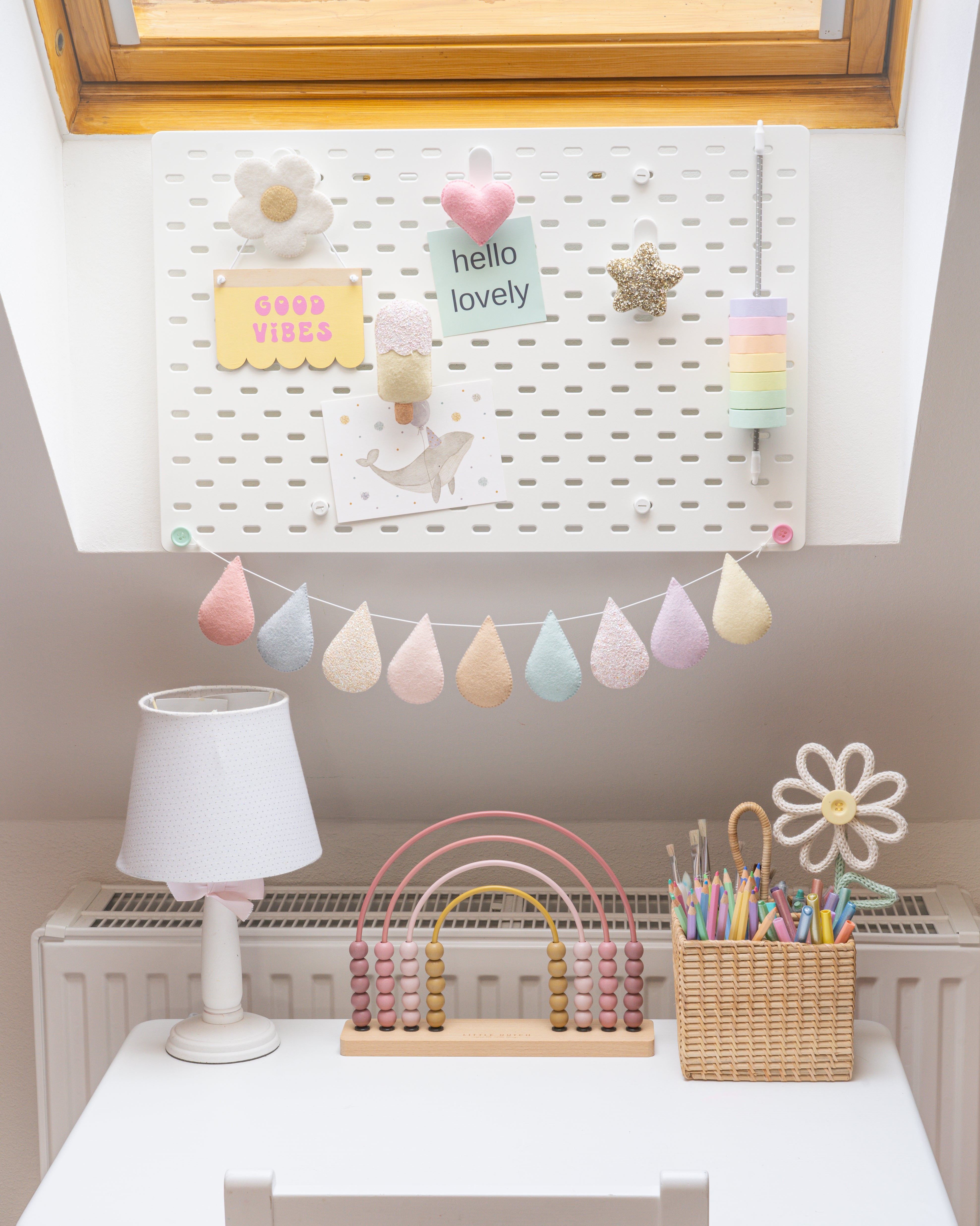 Lovely Buttons Ups ® - Wall Hooks Neutral Collection