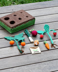 Load image into Gallery viewer, Tara Treasures - Felt Garden Planter Box with Plants and Vegetables