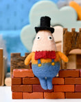 Load image into Gallery viewer, Tara Treasures Felt Humpty Dumpty Marionette Puppet Toy - Cheeky Junior