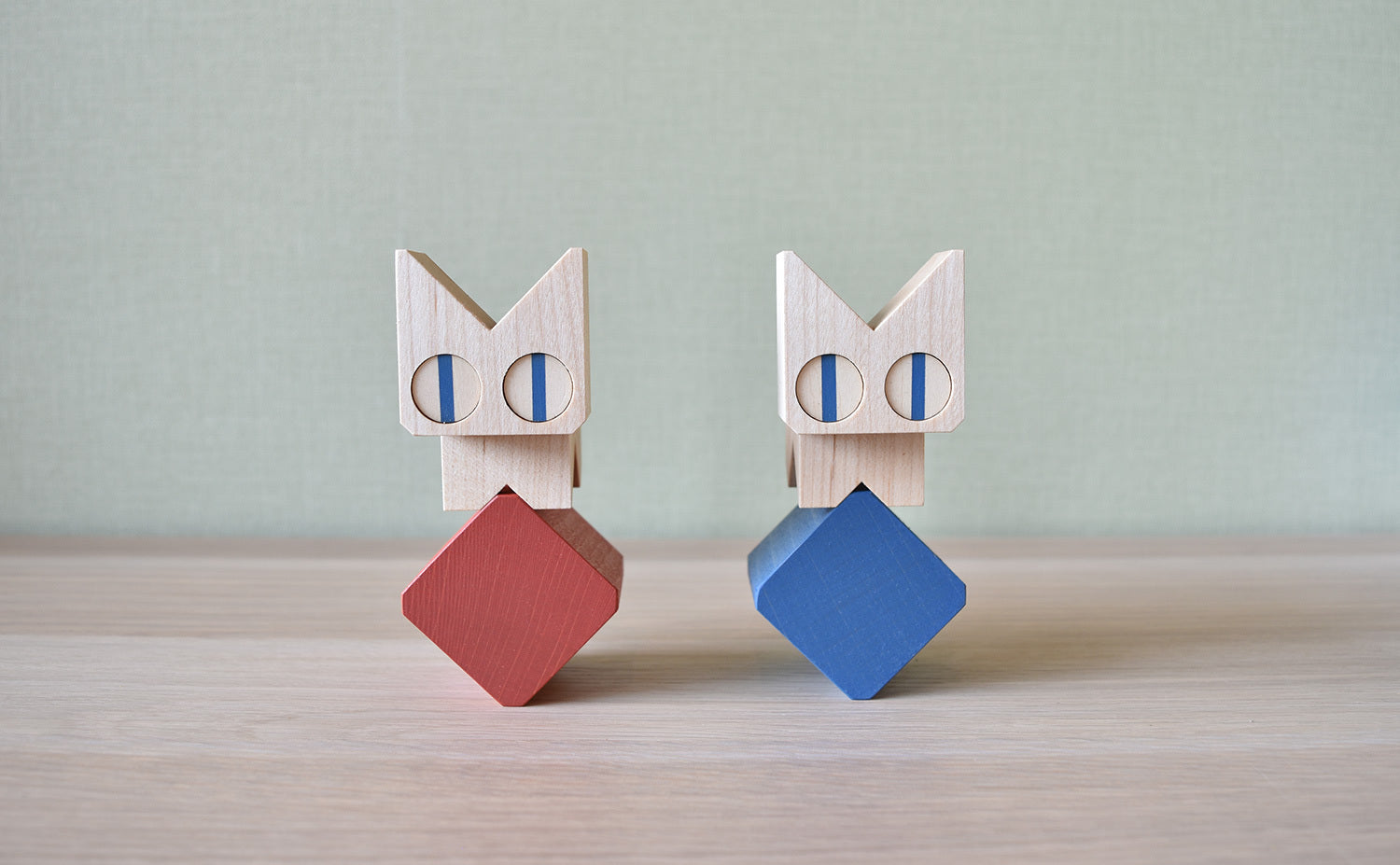 Comomg - Neko Block Maple PRE-ORDER 1/9