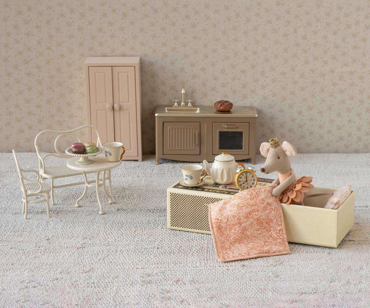 Maileg - Cafe Set for Mouse Small Off White