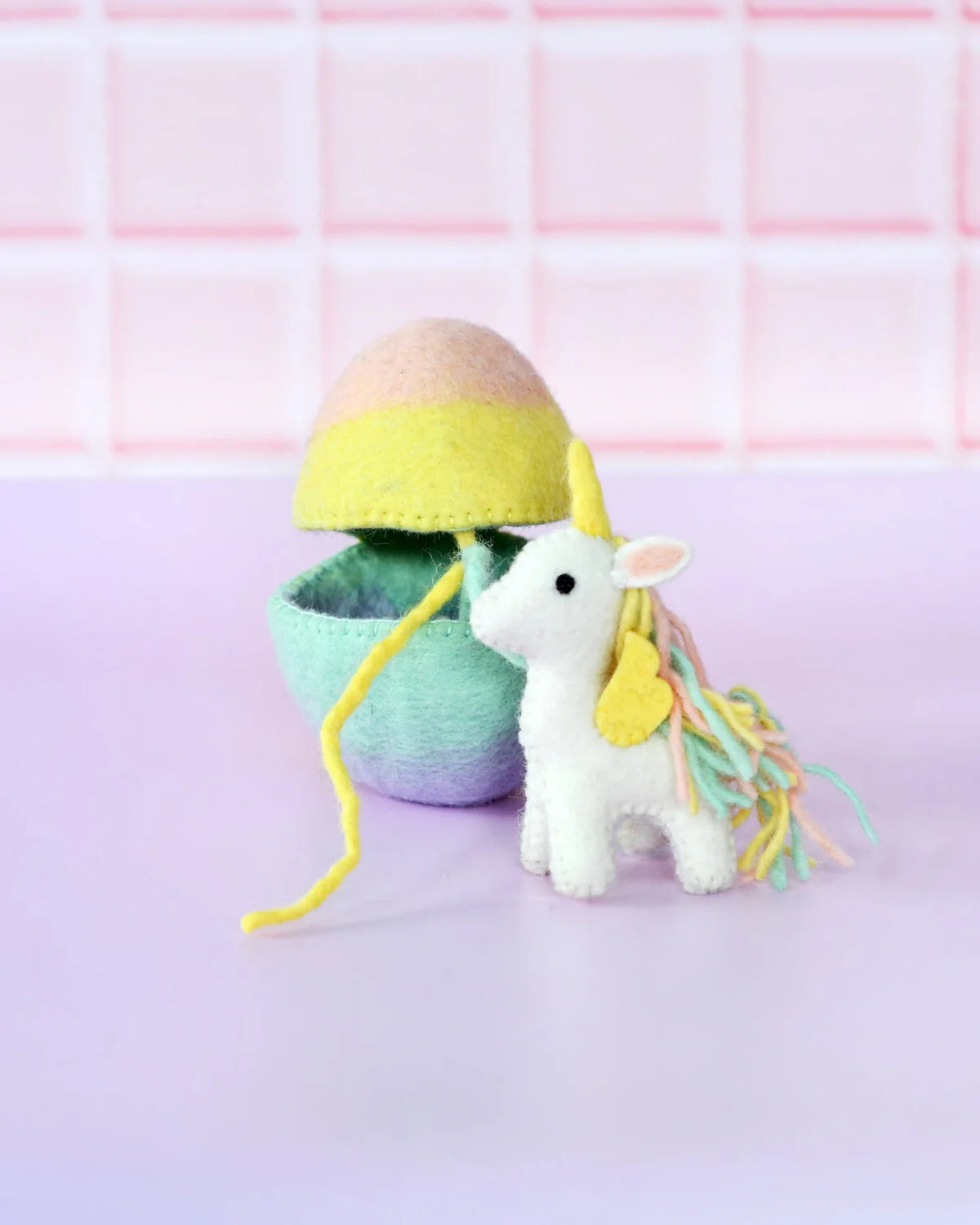 Tara Treasures - Felt Surprise Egg with Rainbow Unicorn