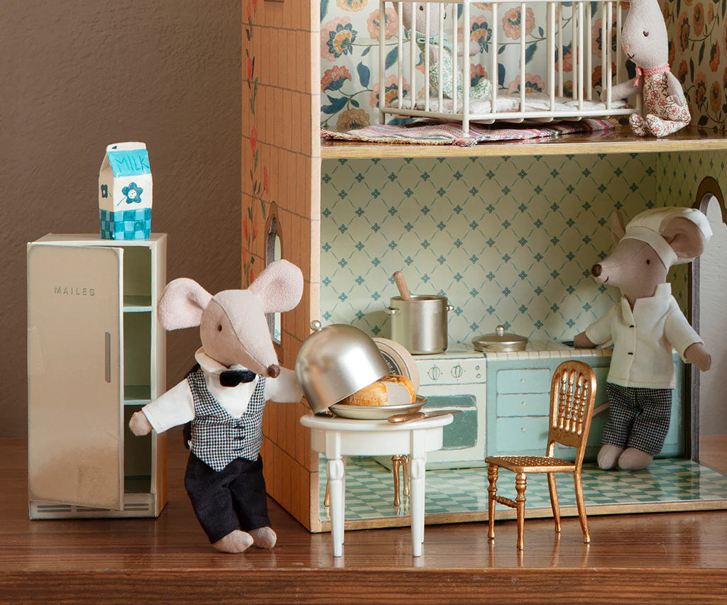 Maileg Side Table Mouse - Cheeky Junior