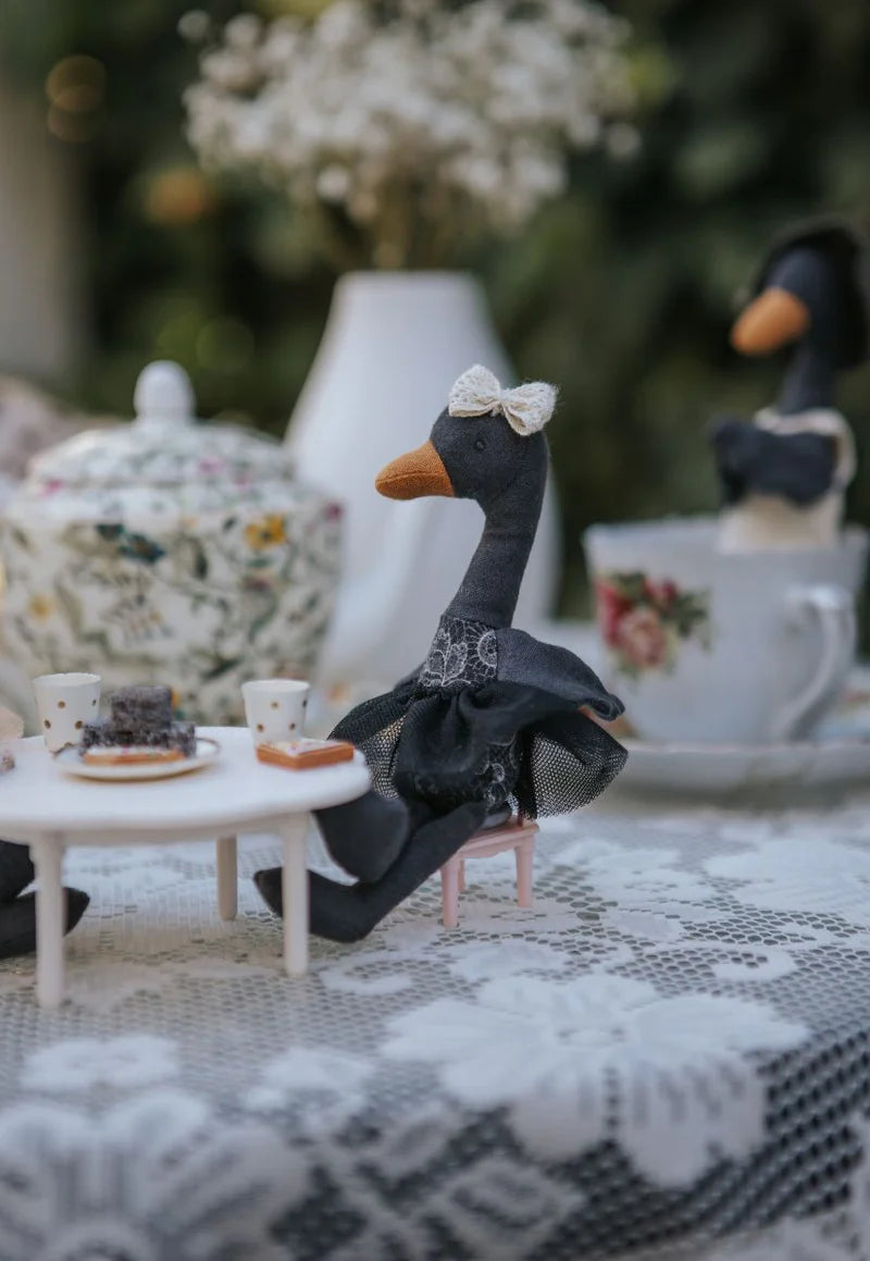 Rugaroo - The Opera House Ballerina Black Swan ‘Maali’