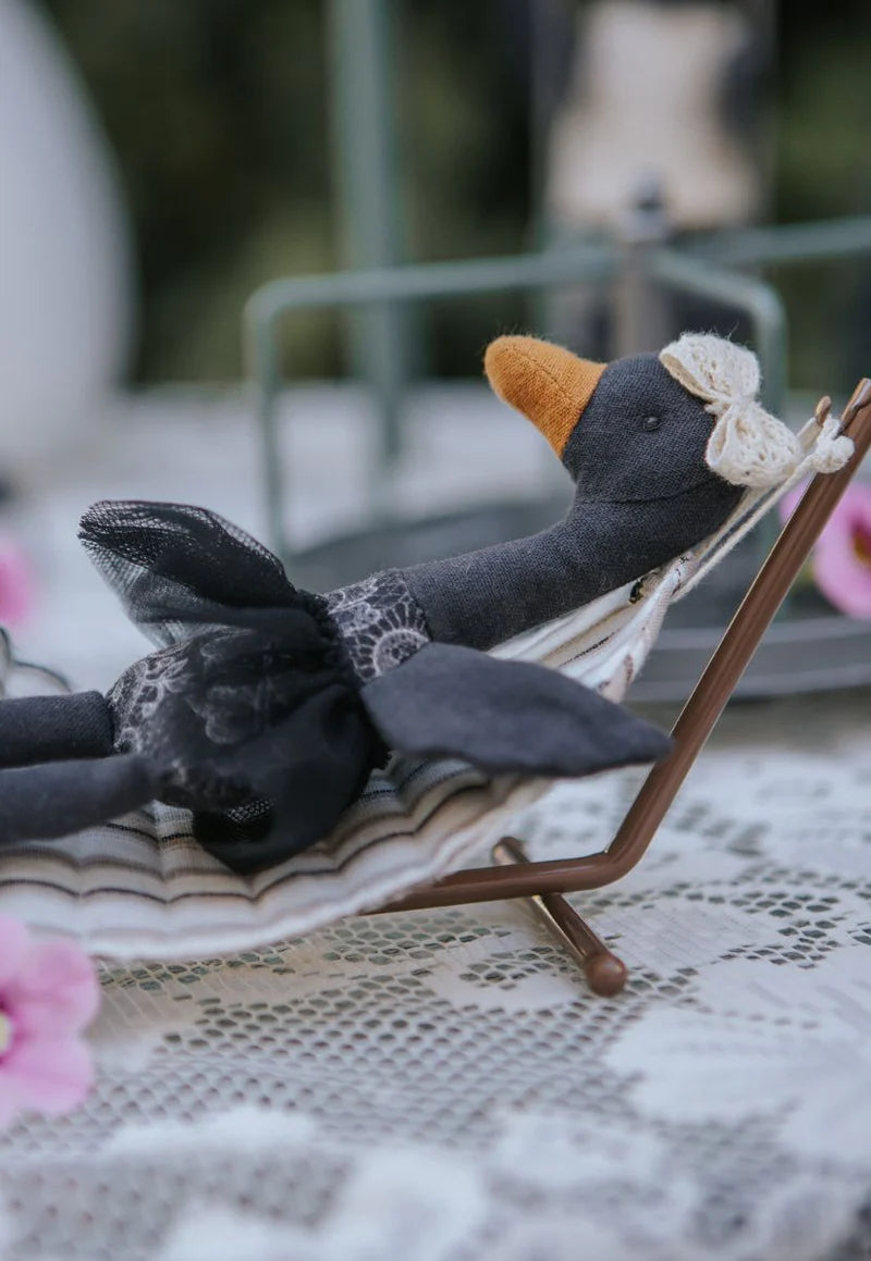 Rugaroo - The Opera House Ballerina Black Swan ‘Maali’
