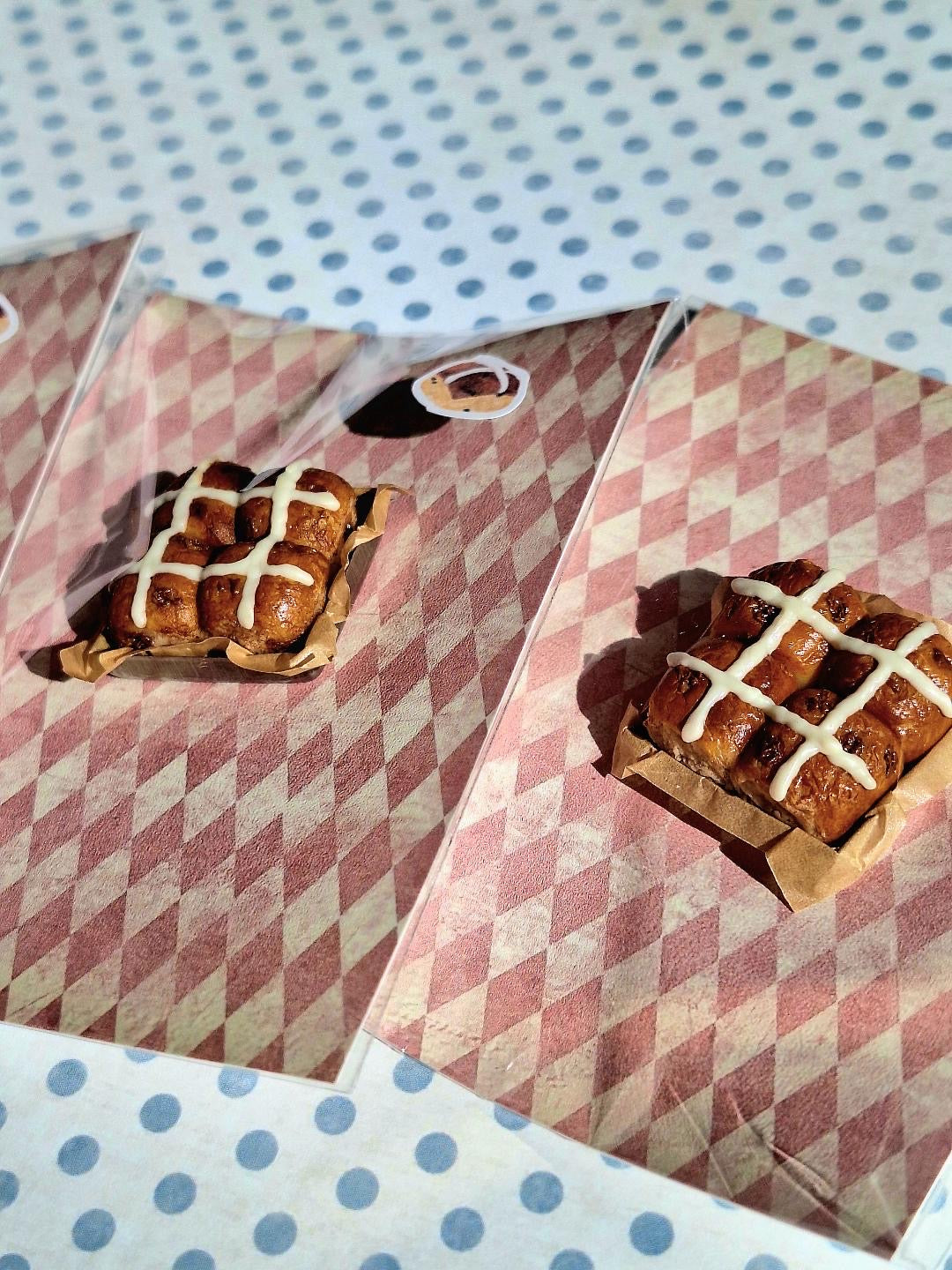 Ratatouille Miniatures - Hot Cross Bun Slab