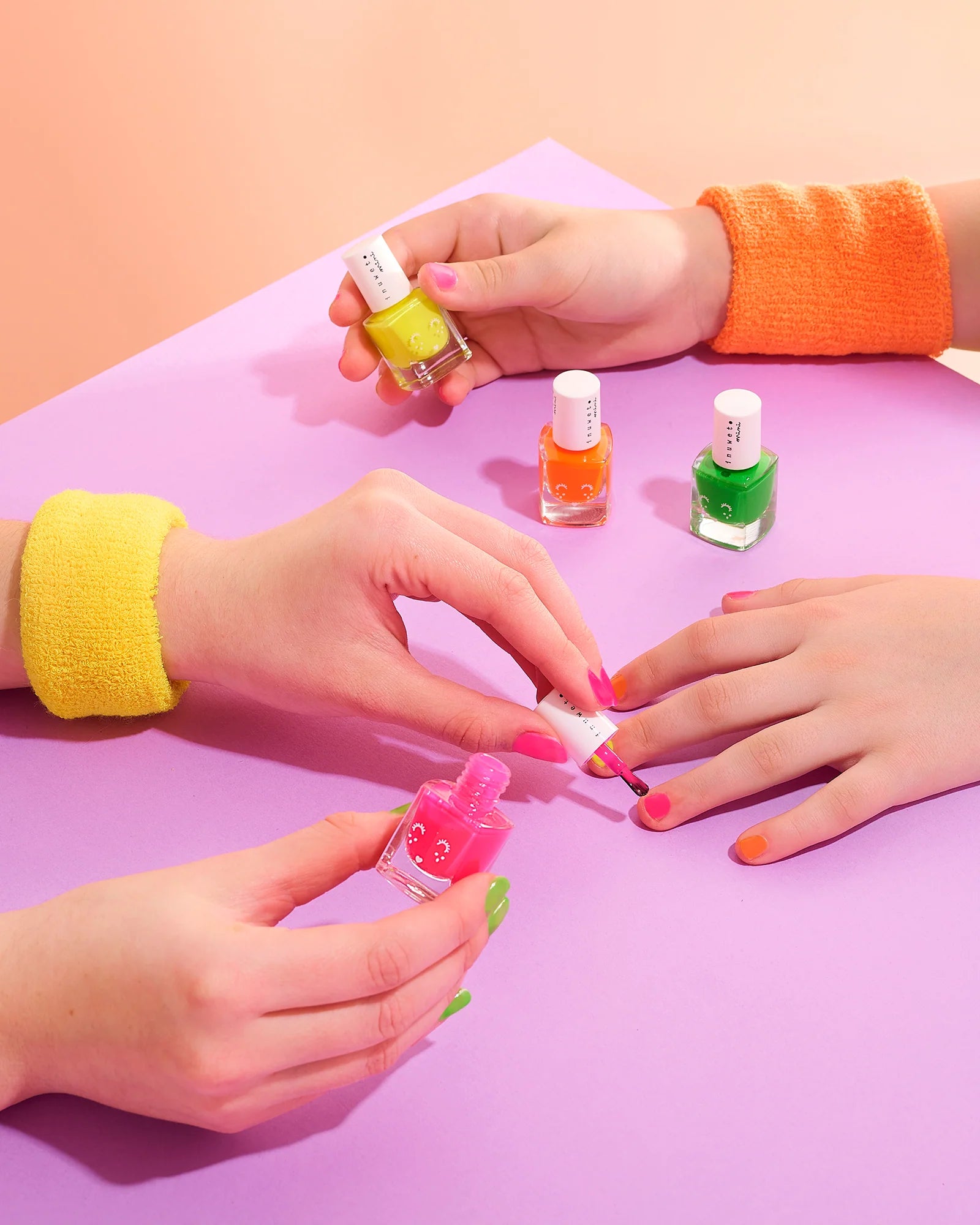 Inuwet - Water Based Nail Polish Neon Yellow