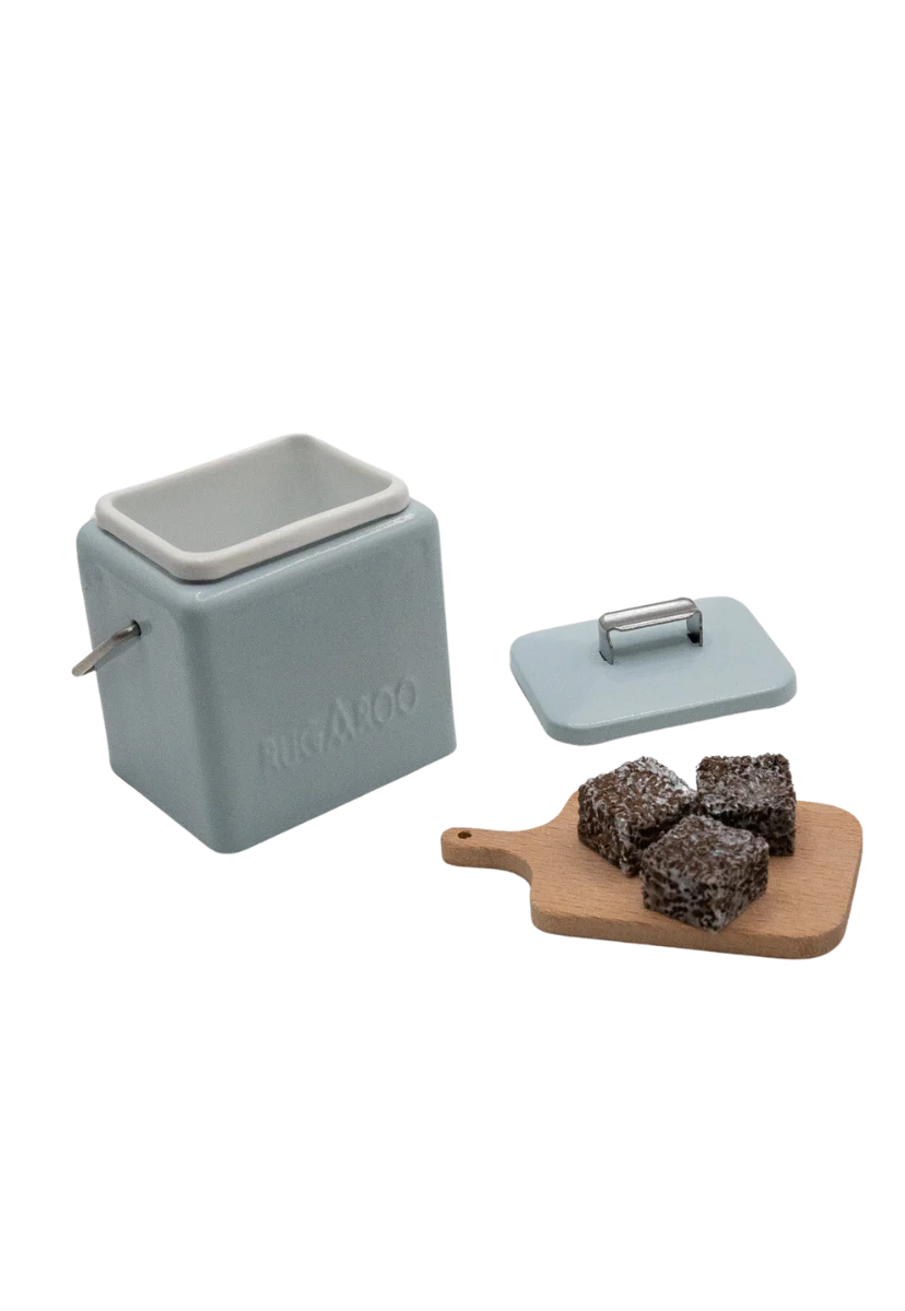 Rugaroo - The T'roo Blue Esky with Lamingtons