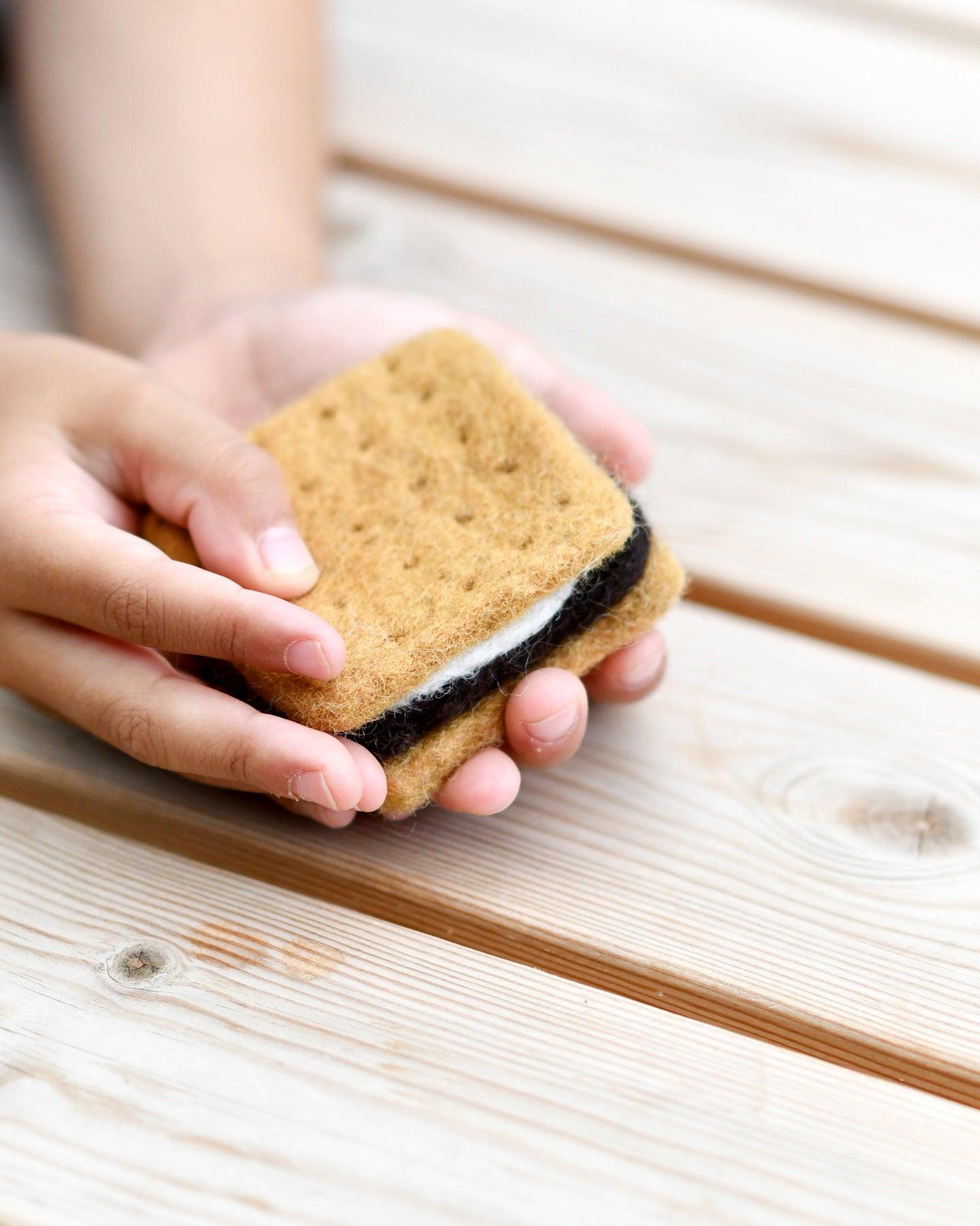 Tara Treasures Felt S'more - Cheeky Junior