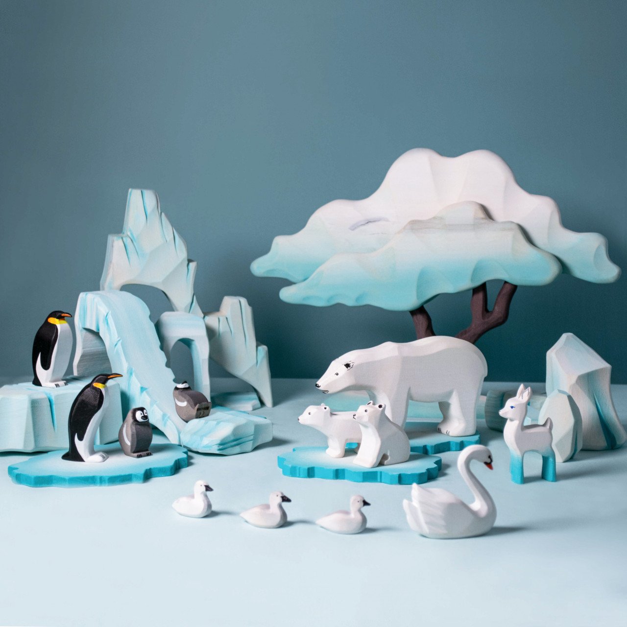Bumbu Toys - Japanese Winter Maple Blue