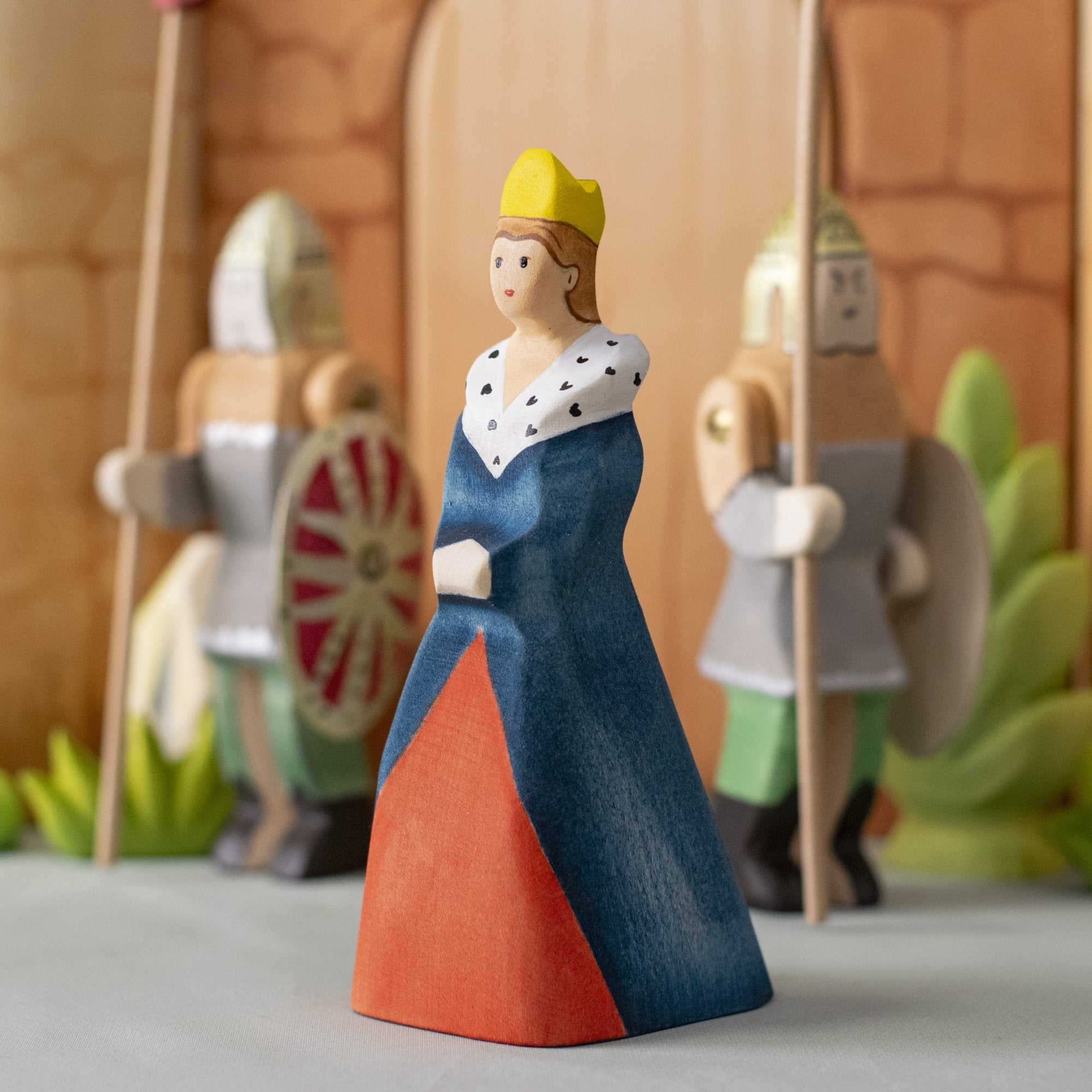 Bumbu Toys - Queen