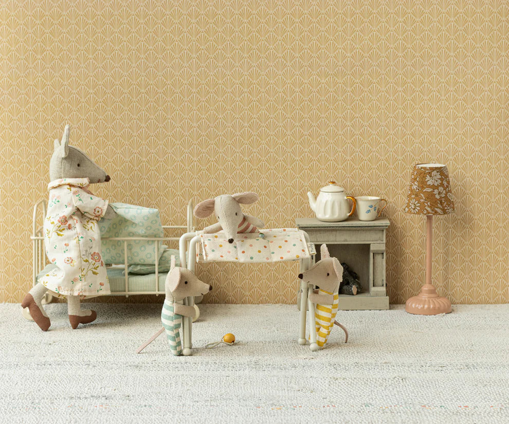 Maileg - Nursery Table for Baby Mouse Off White
