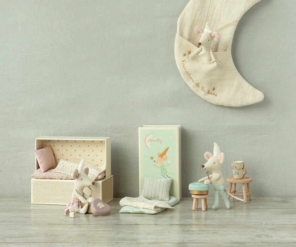 Maileg - Tooth Fairy Mouse Little Sister in Matchbox