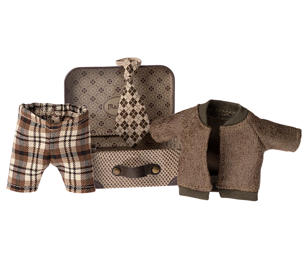 Maileg - Jacket, Pants and Tie for Grandpa Mouse in Suitcase