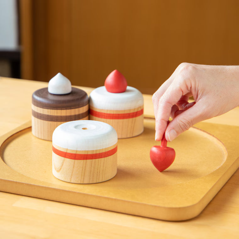 Yamegoma - Strawberry Cake Spinning Top
