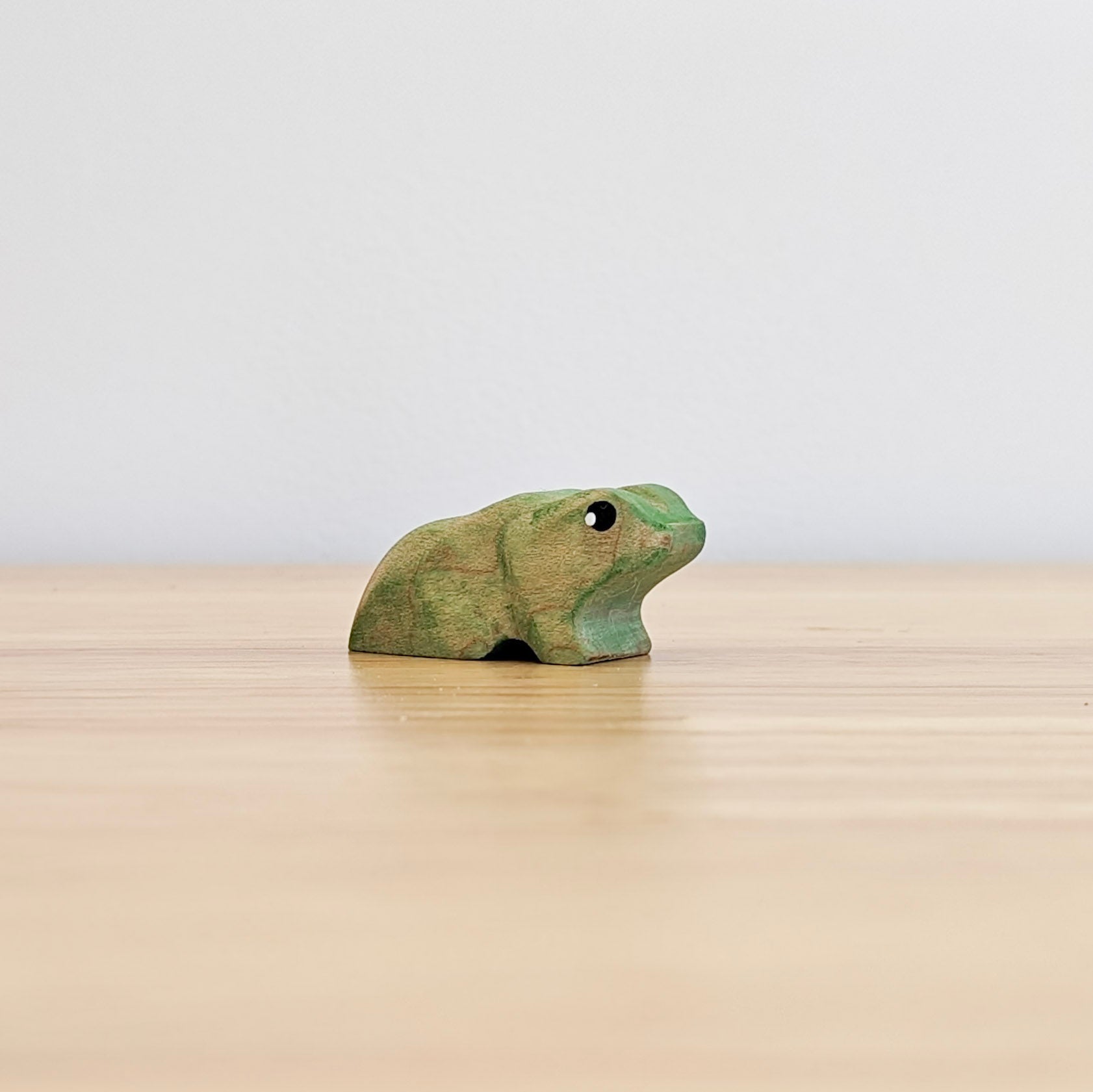 Nom Handcrafted Green Tree Frog - Cheeky Junior