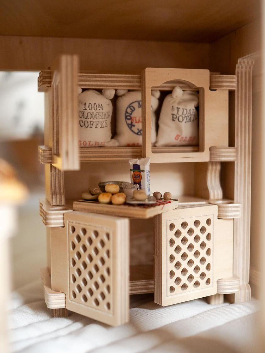 Trele Morele Design Bakery - Cheeky Junior