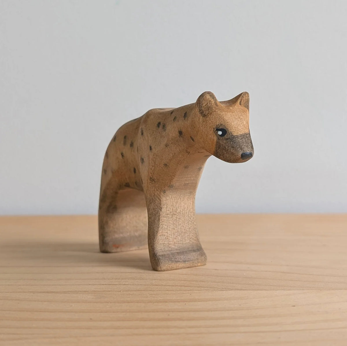 NOM Handcrafted - Hyena