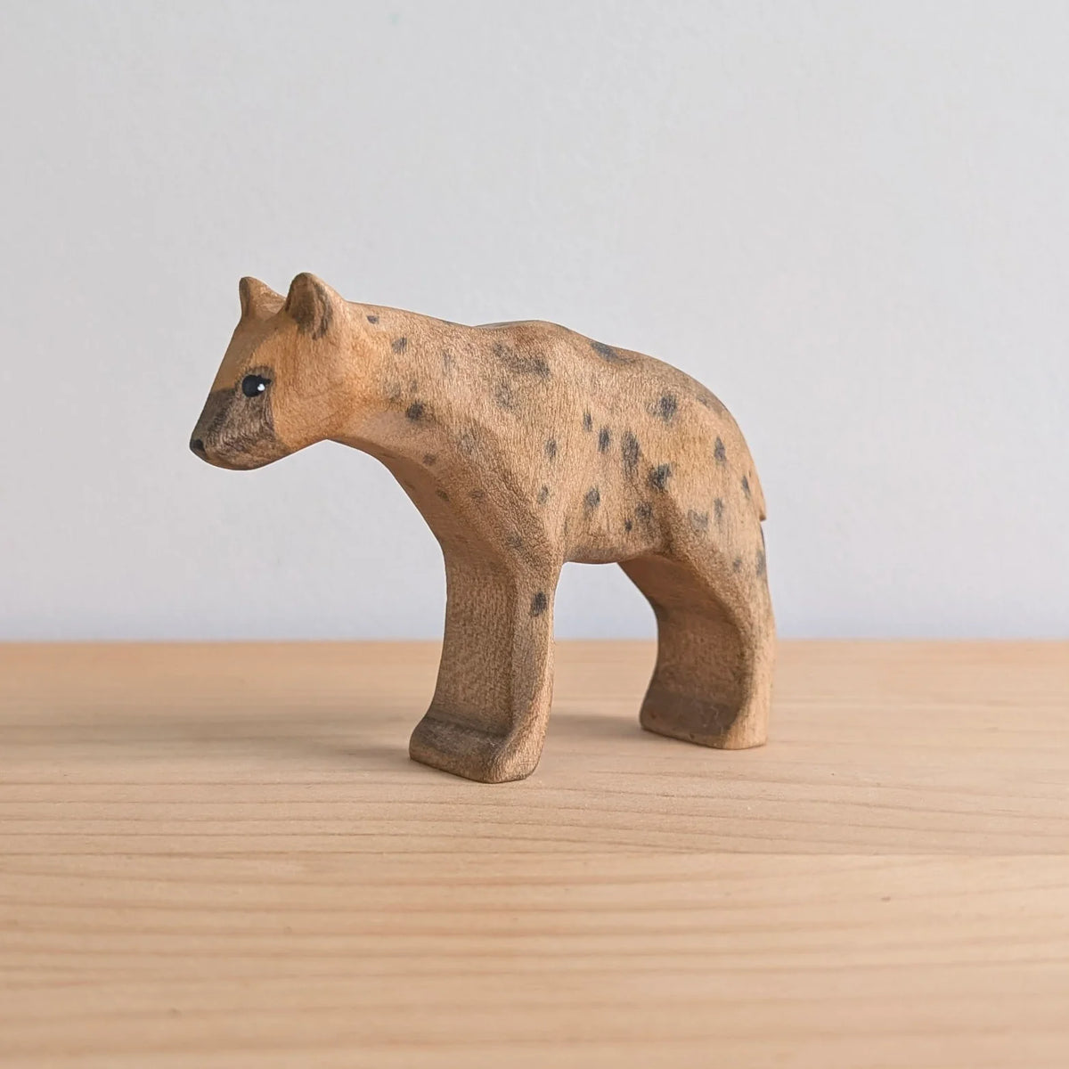 NOM Handcrafted - Hyena