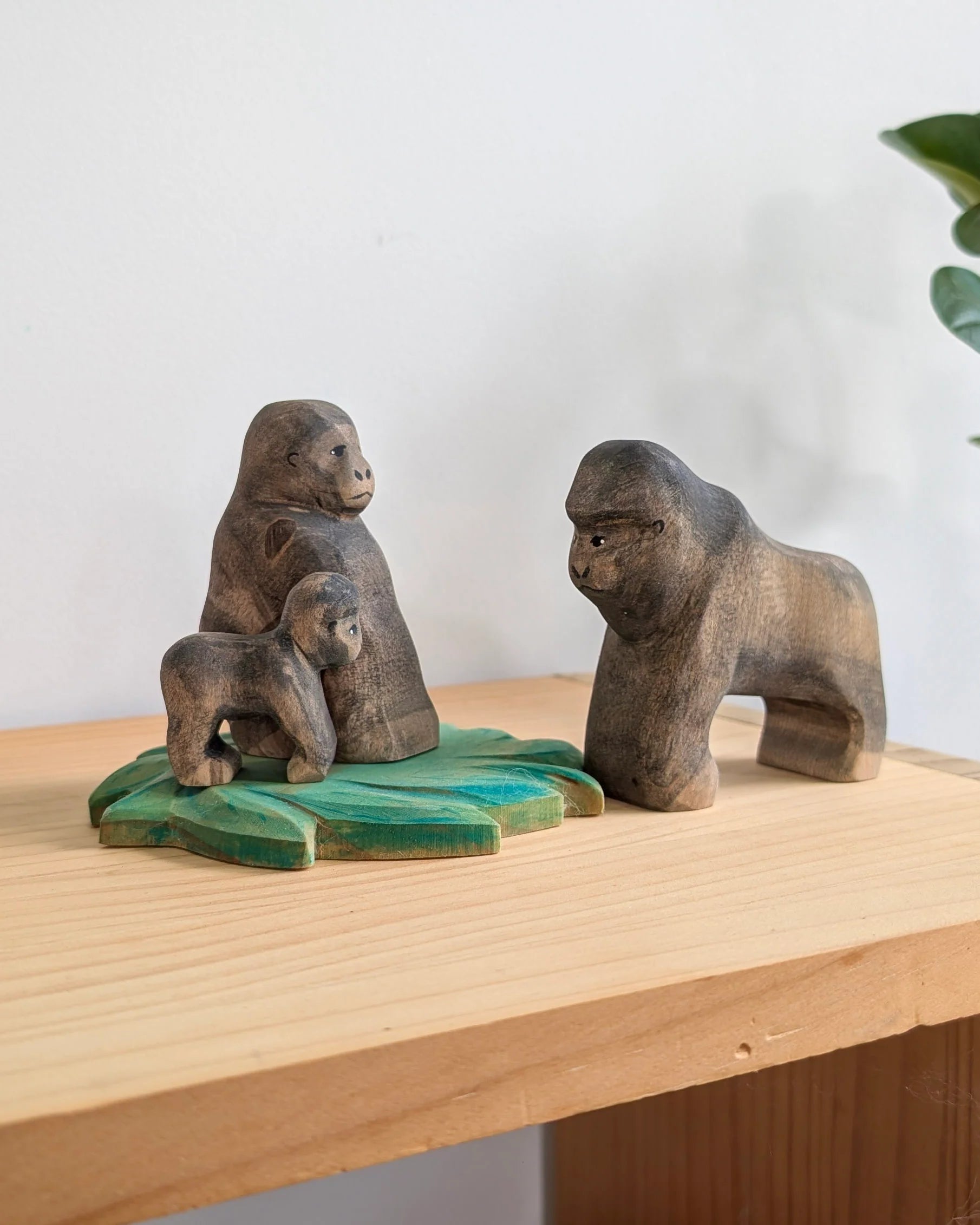 NOM Handcrafted - Silverback Gorilla Male