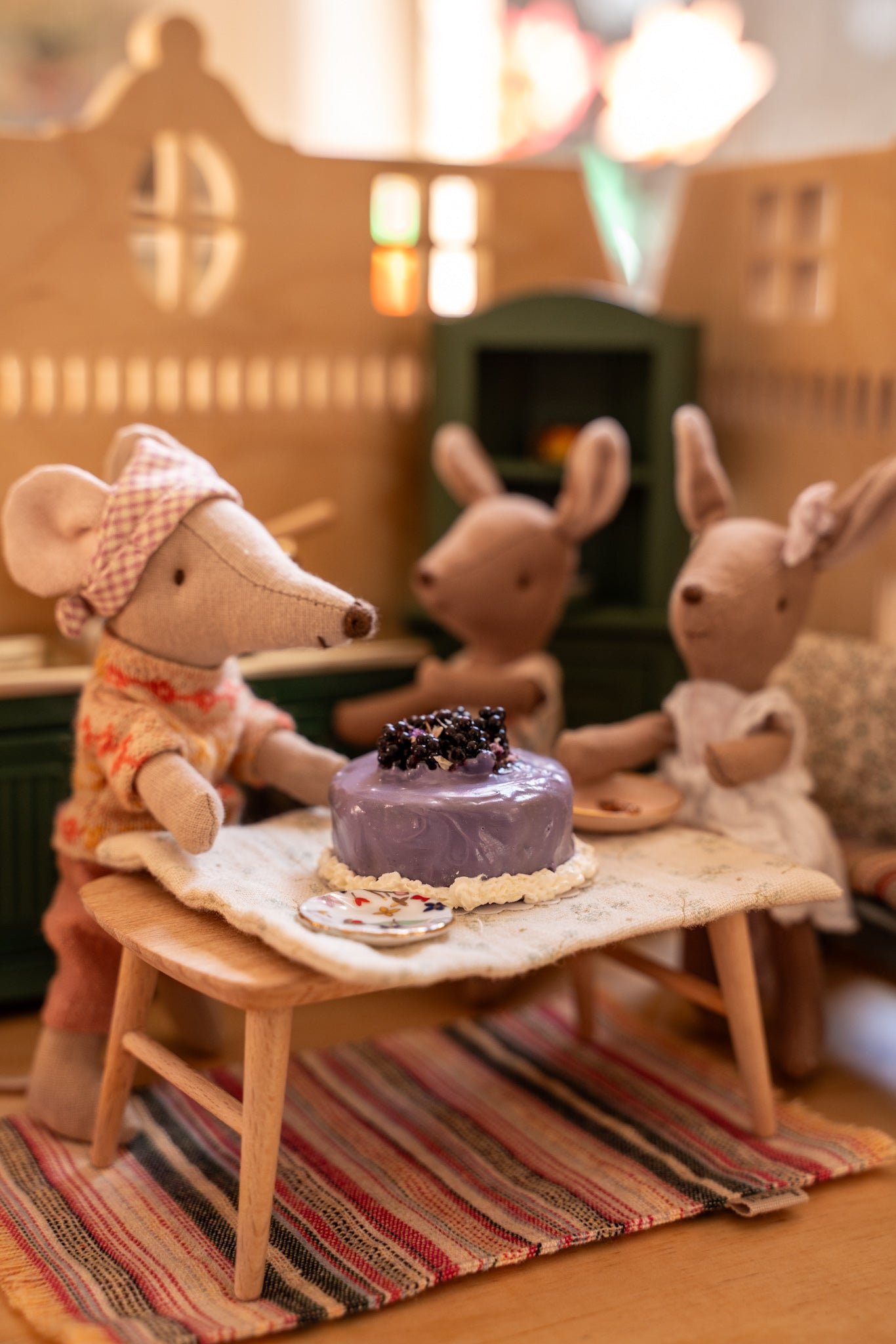 Ratatouille Miniatures - Blackberry Cake