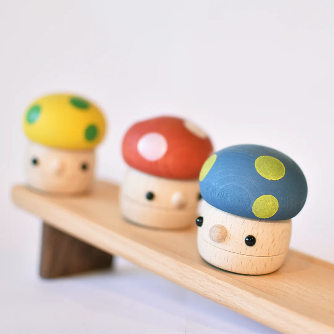 Comomg - Donguri Mushroom Red