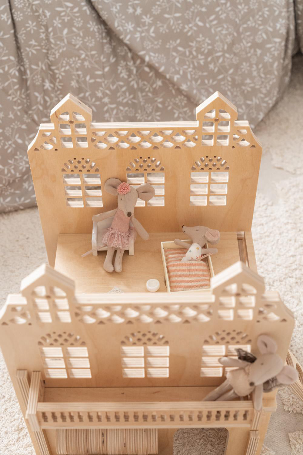 Trele Morele Design Coffee Shop House - Cheeky Junior