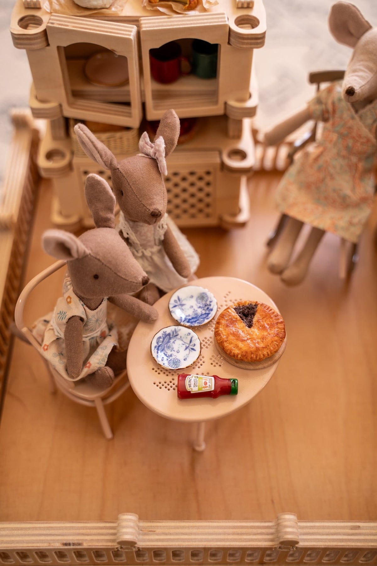 Ratatouille Miniatures - Meat Pie with Slice