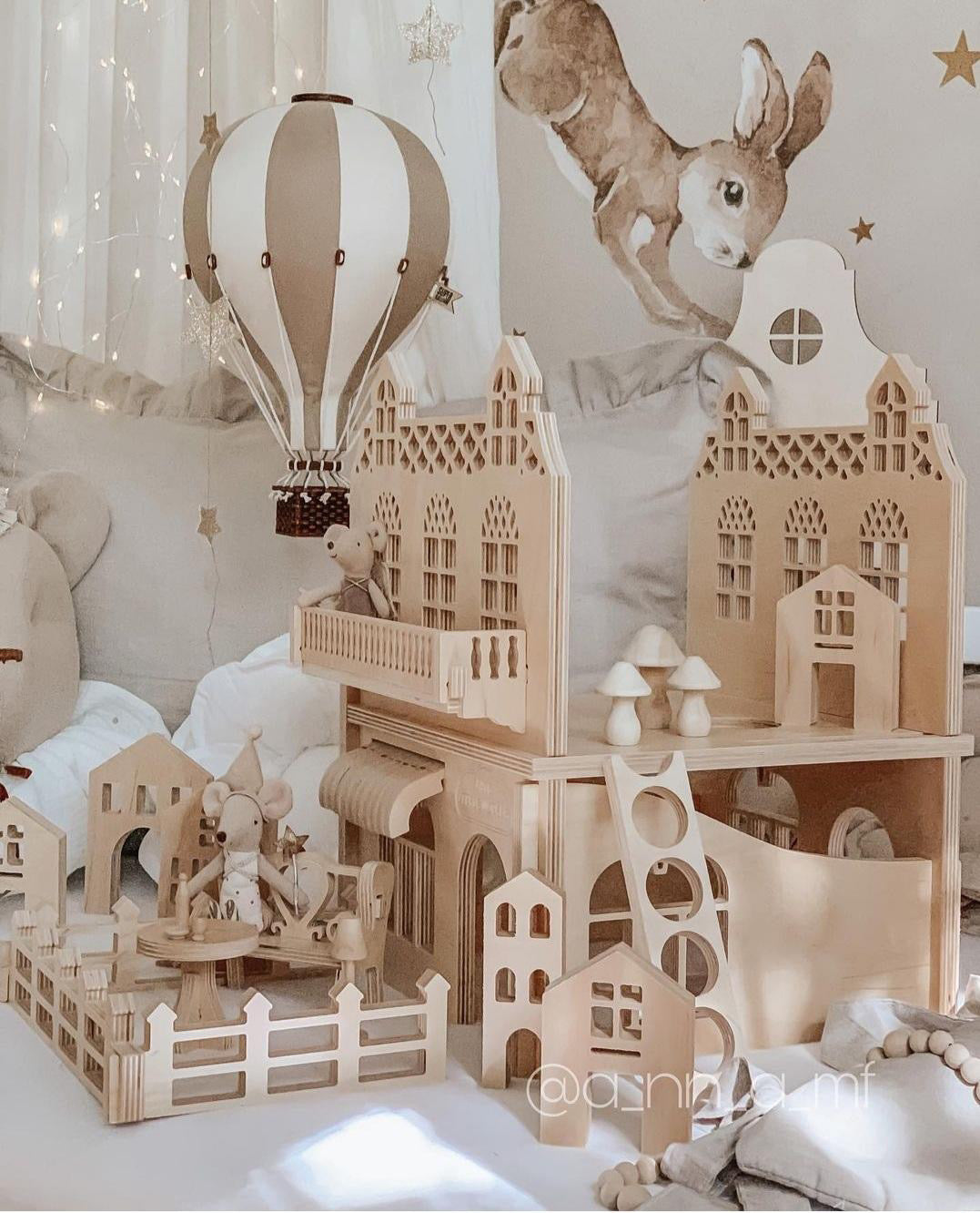 Trele Morele Design Coffee Shop House - Cheeky Junior