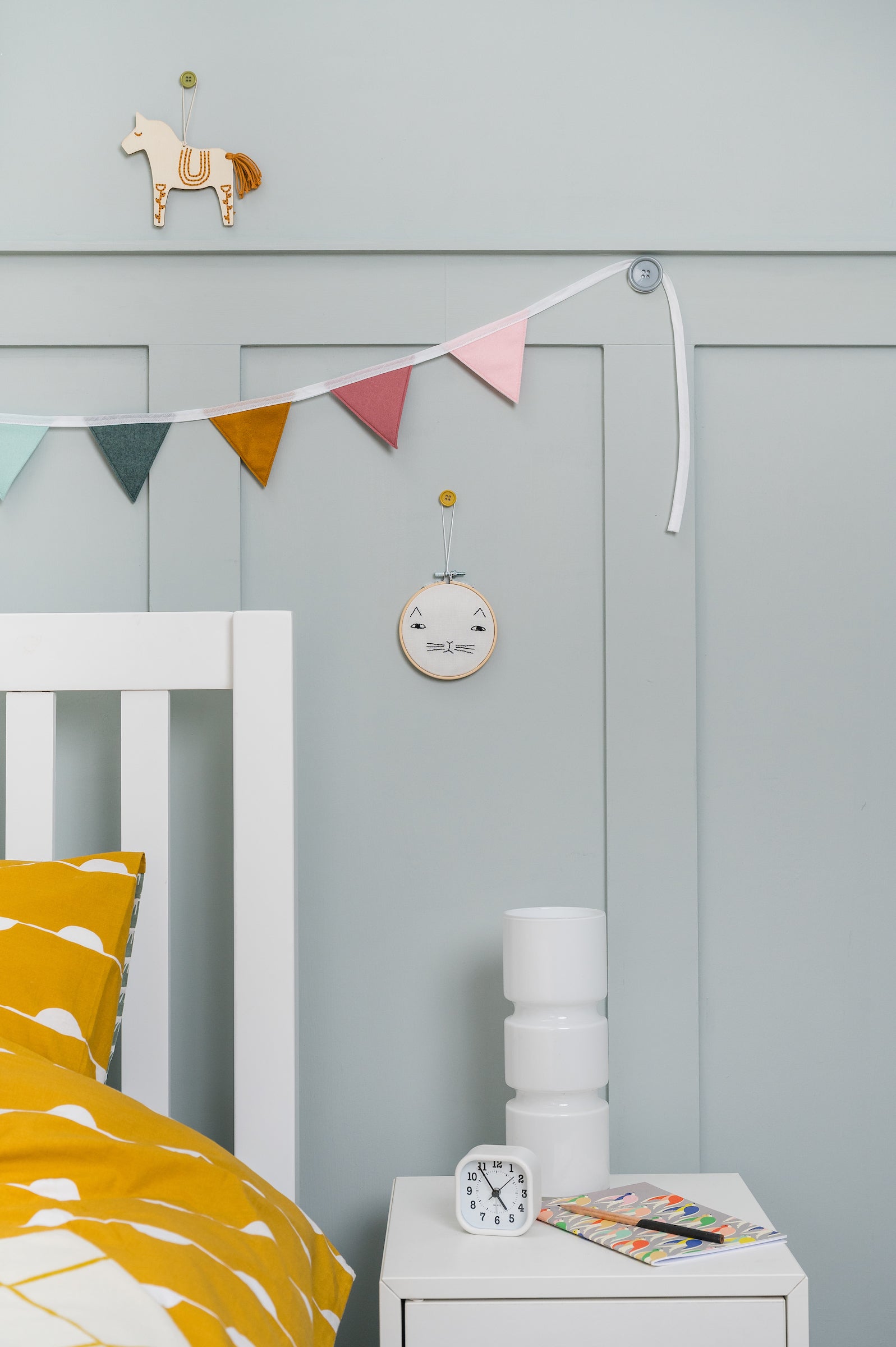 Lovely Buttons Ups ® - Wall Hooks Neutral Collection