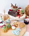 Load image into Gallery viewer, Tara Treasures - Felt Snowman Cookie
