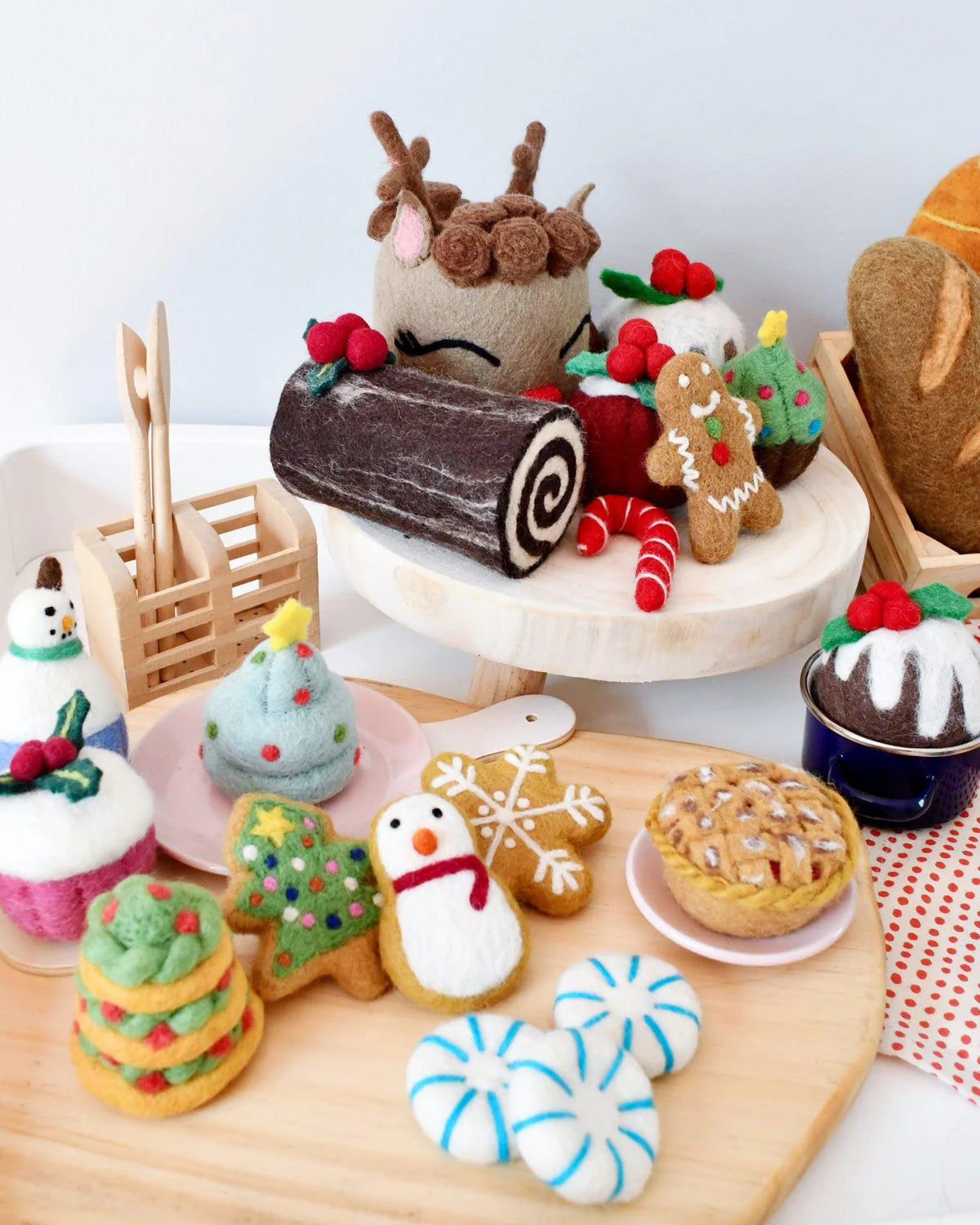 Tara Treasures - Felt Snowman Cookie