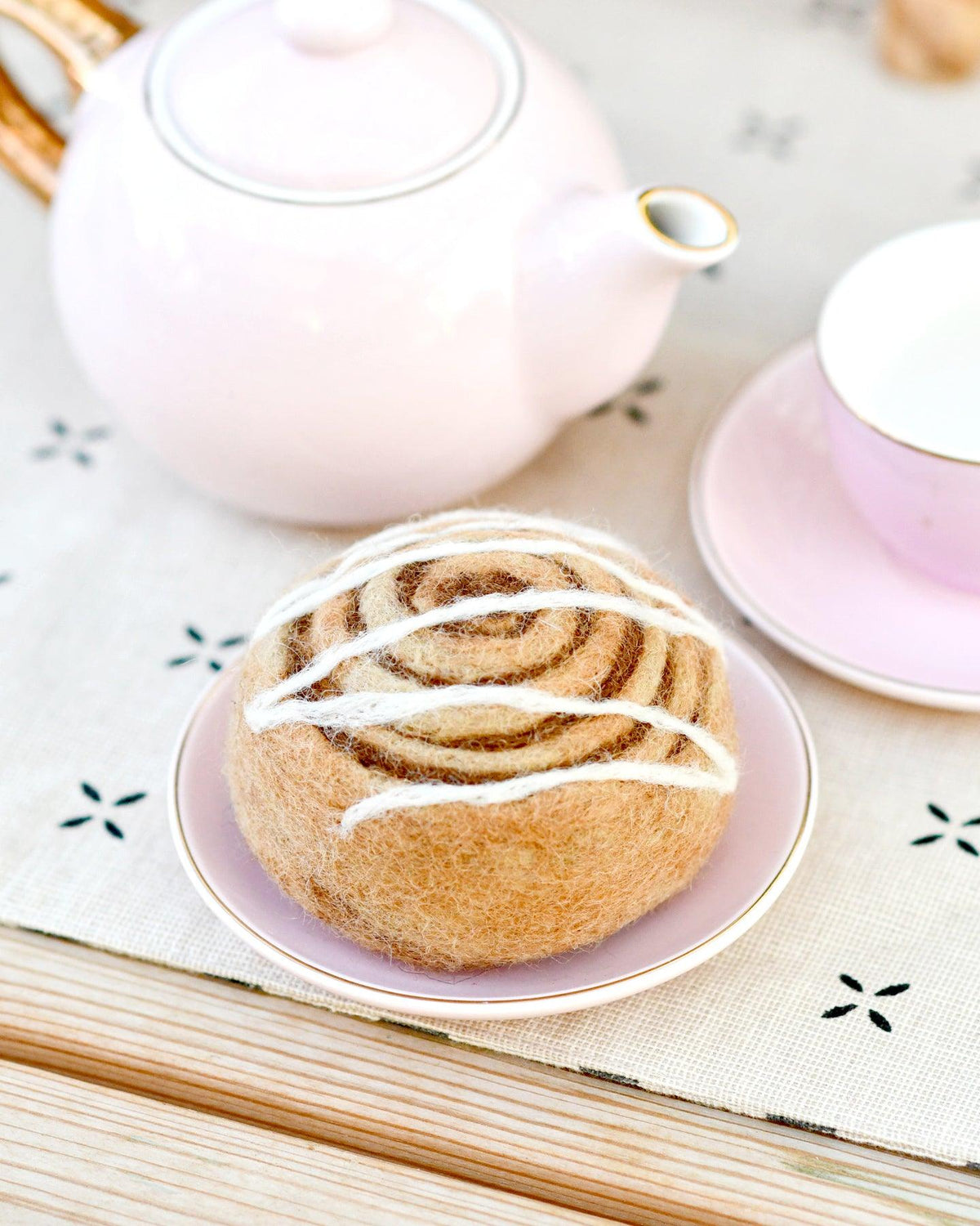 Tara Treasures Felt Cinnamon Roll - Cheeky Junior