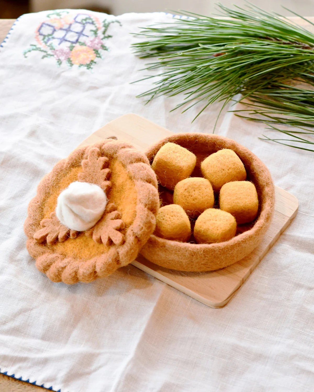 Tara Treasures - Felt Pumpkin Pie Set
