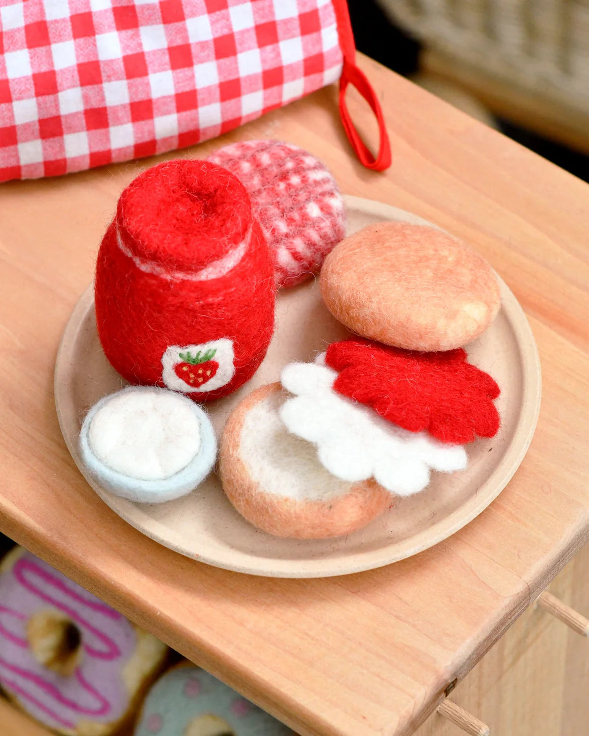 Tara Treasures - Felt Strawberry Jam and Scones Set