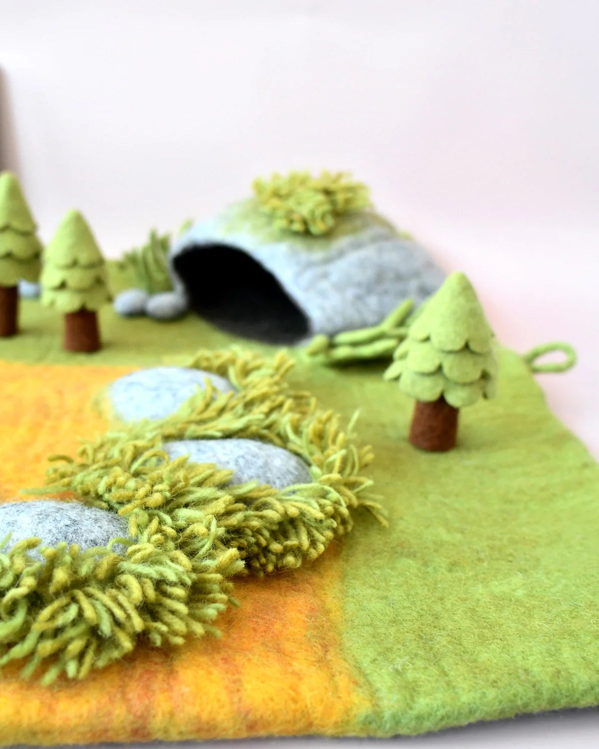 Tara Treasures - The Gruffalo® Playscape Play Mat