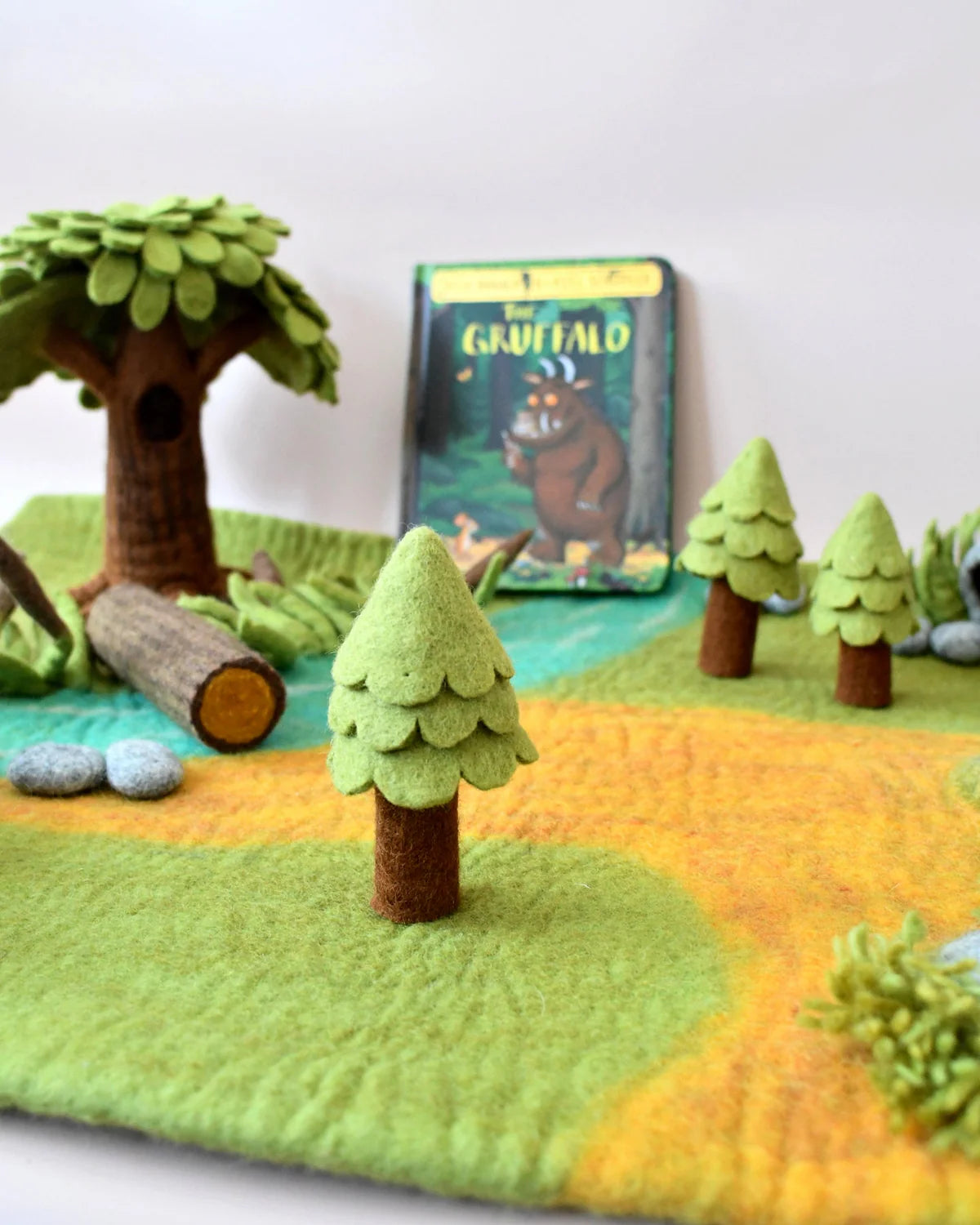 Tara Treasures - The Gruffalo® Playscape Play Mat