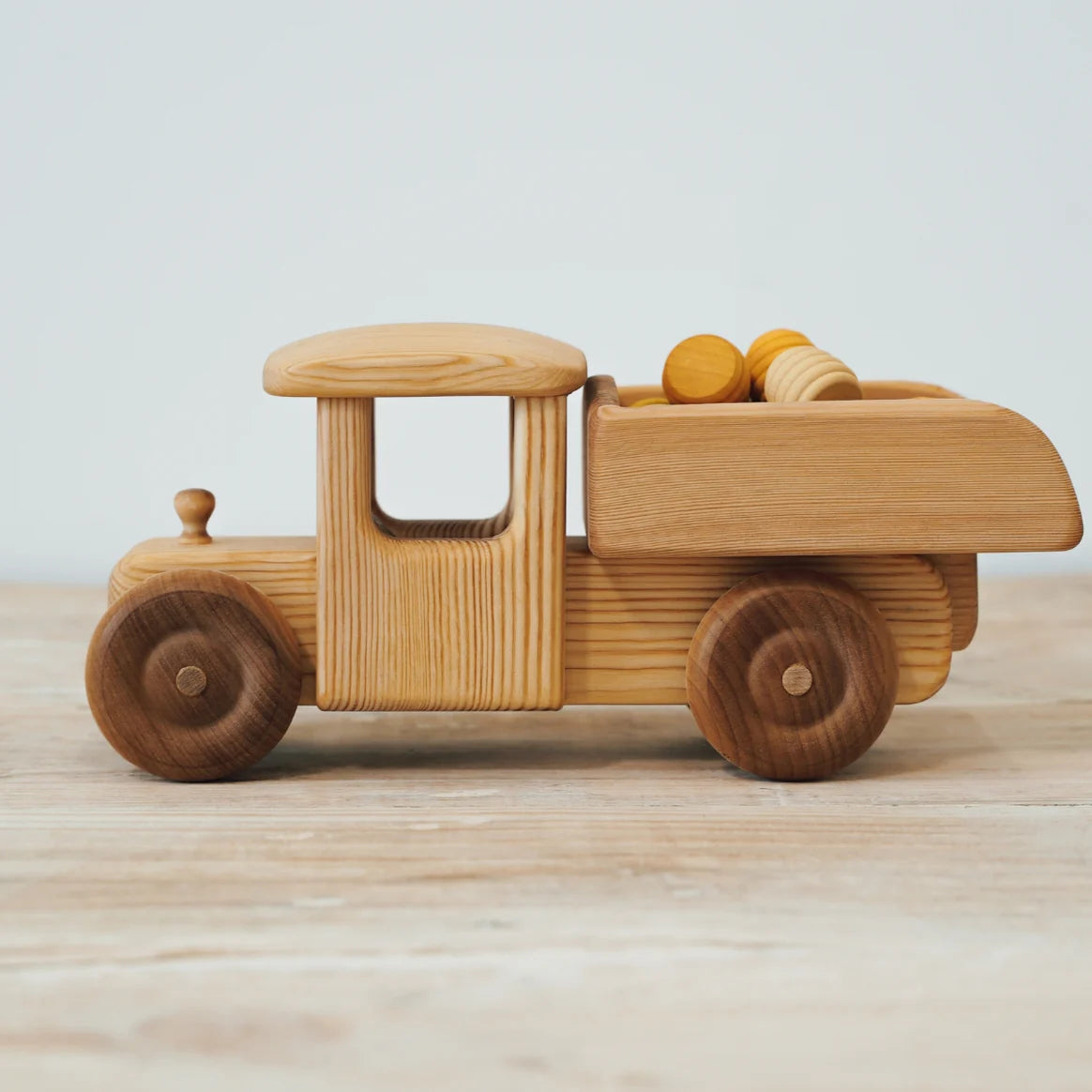 Telleby Debresk - Big Tip Truck