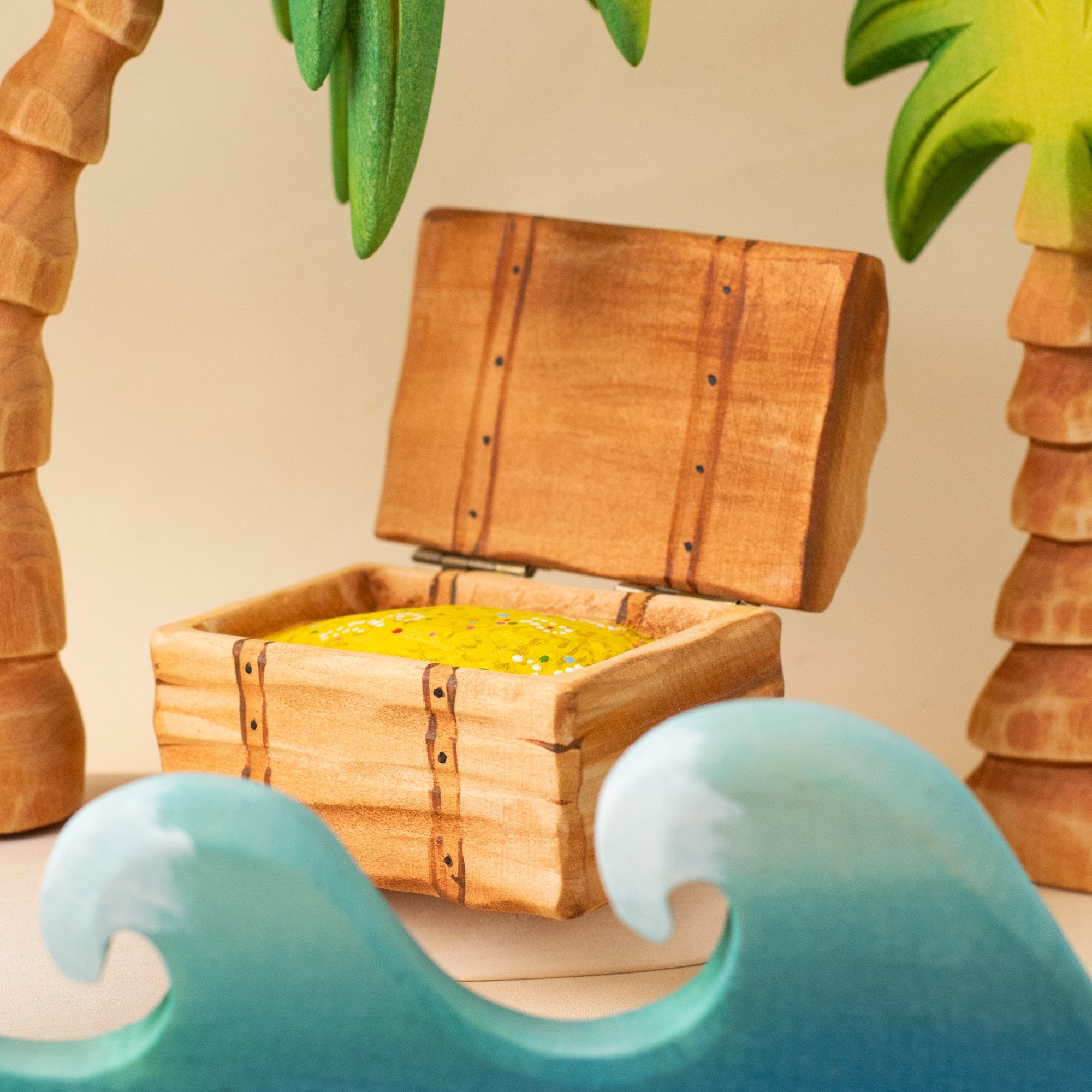 Bumbu Toys - Treasure Chest
