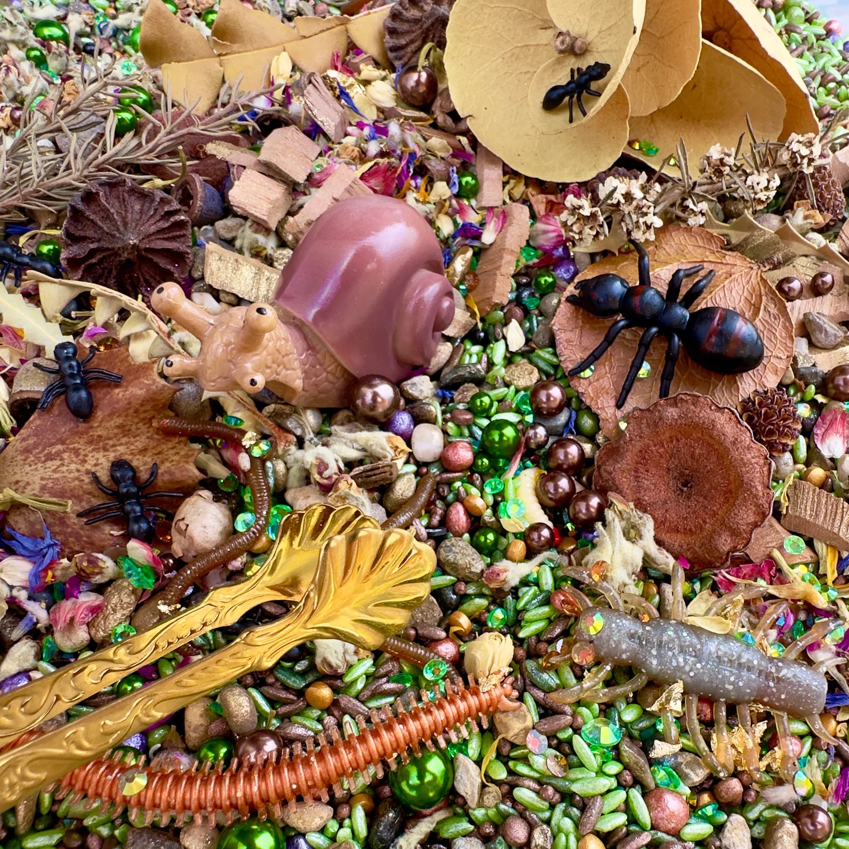 Gus + Mabel Curated Merriment