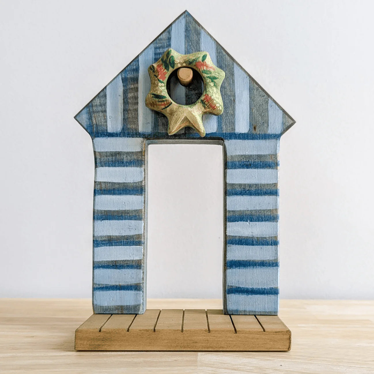 NOM Handcrafted - Beach Shack