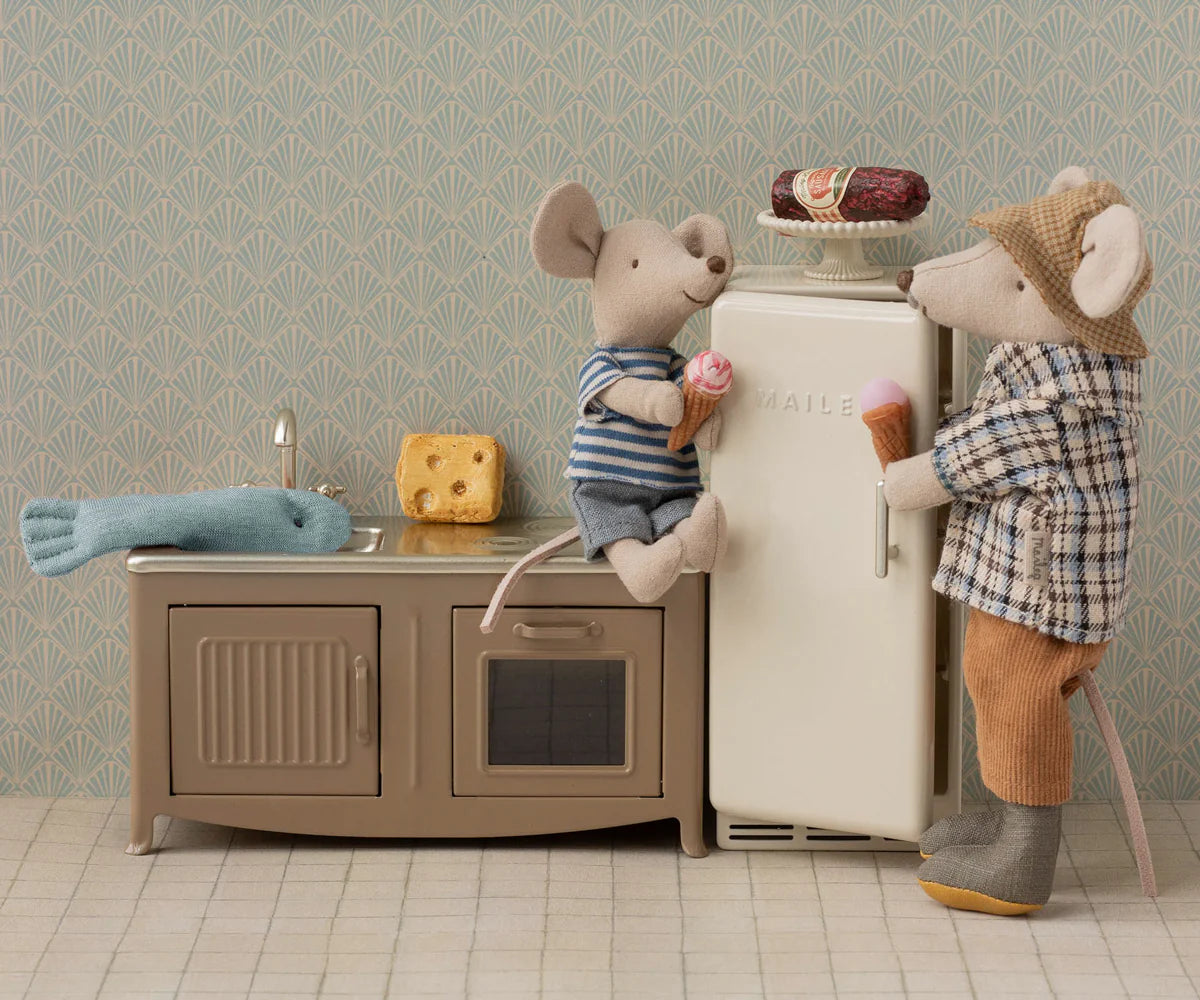 Maileg - Fridge for Mouse Off-White