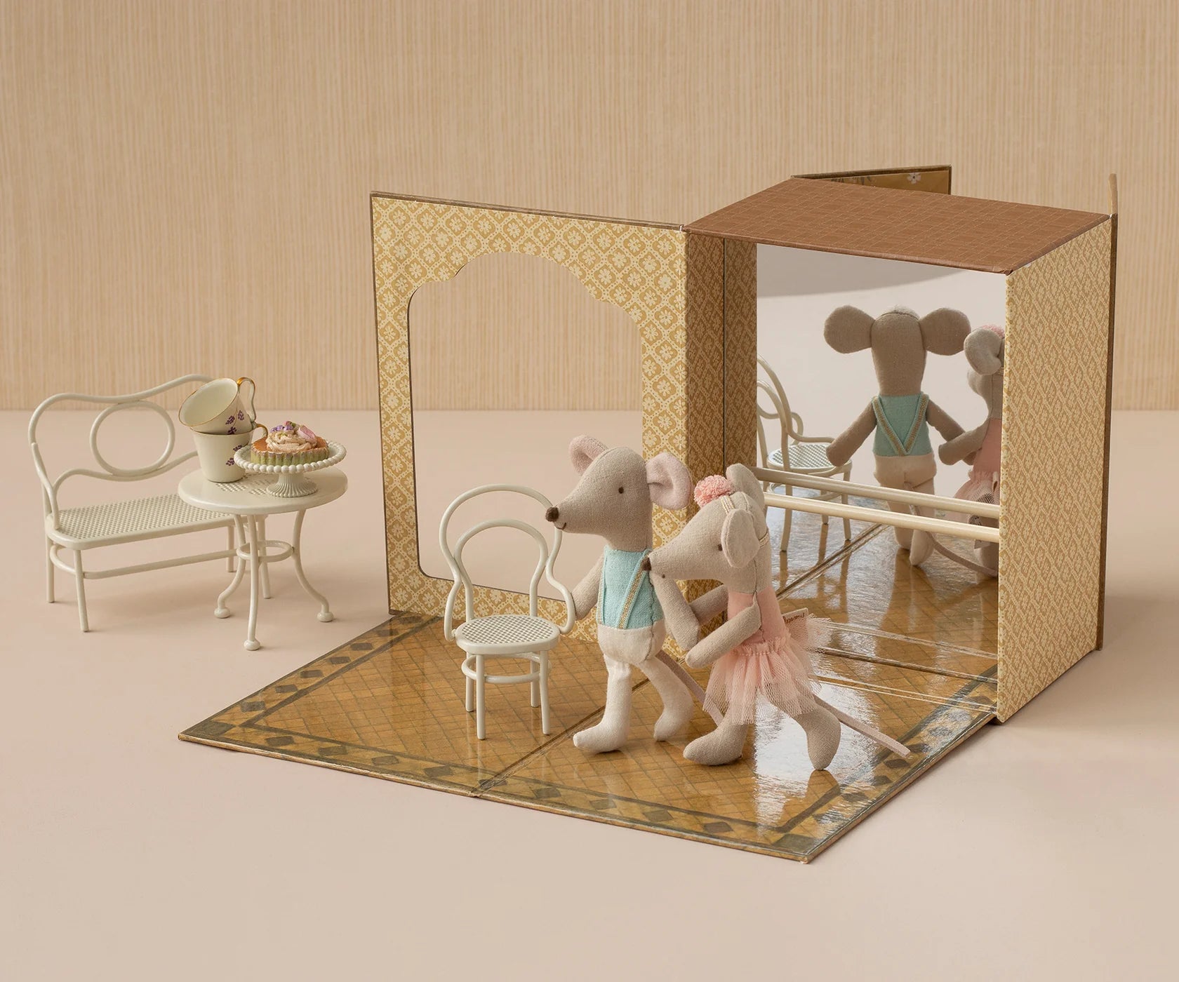 Maileg - Ballet Mice in Dance Studio Little Sister and Brother