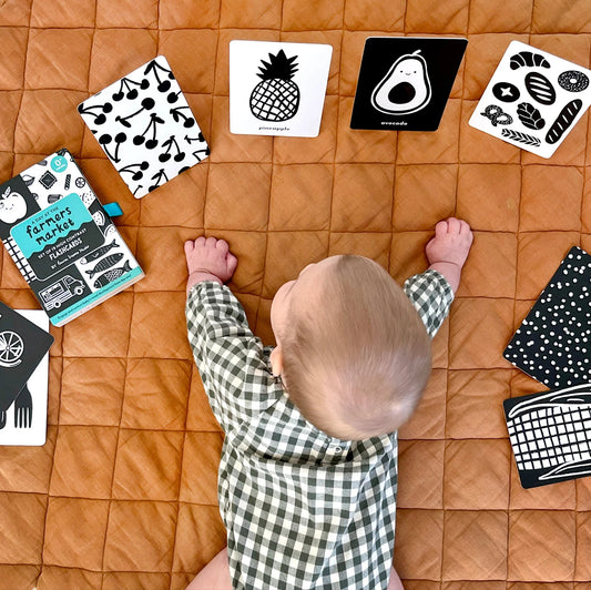 Lauren Sissons Studio - High Contrast Flashcards for Baby